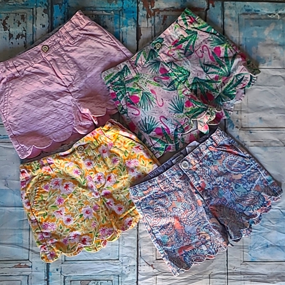 4 pair of girls scalloped-edge shorts